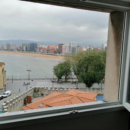 Atico En Cimadevilla Mirando Al Mar Хихон Экстерьер фото